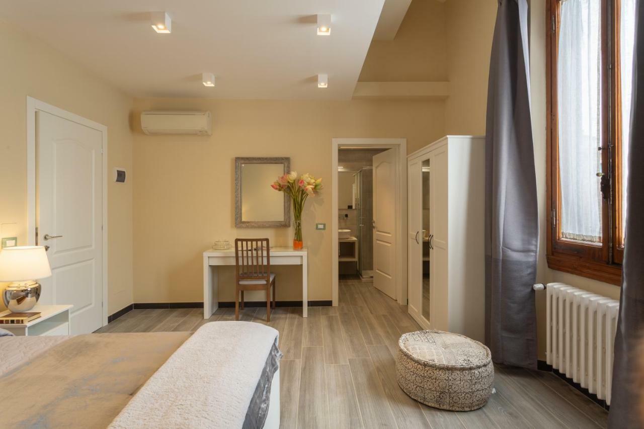 Le Stanze Di Carla! Bagno Privato, Cucina In Comune Φλωρεντία Εξωτερικό φωτογραφία